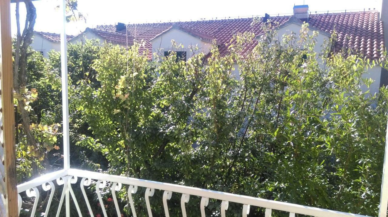 Apartman Restovic Bol Exteriör bild